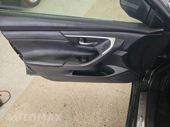 2018 Nissan Altima 2.5 SR – miniatura 9