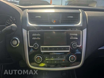 2018 Nissan Altima 2.5 SR – miniatura 10