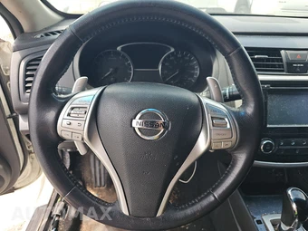 2018 Nissan Altima 2.5 SR – miniatura 10