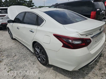 2018 Nissan Altima 2.5 SR – miniatura 6