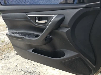2018 Nissan Altima 2.5 SR – miniatura 9