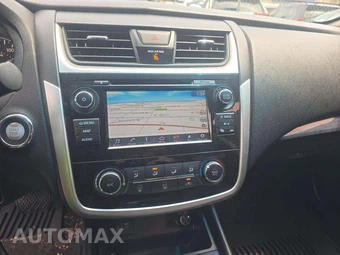 2018 Nissan Altima 2.5 SR – miniatura 10