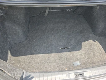 2018 Nissan Altima 2.5 SR - miniatura 16