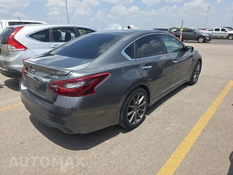 2018 Nissan Altima 2.5 SR - miniatura 4