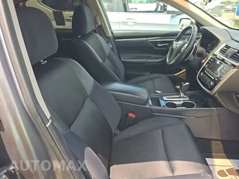 2018 Nissan Altima 2.5 SR - miniatura 8