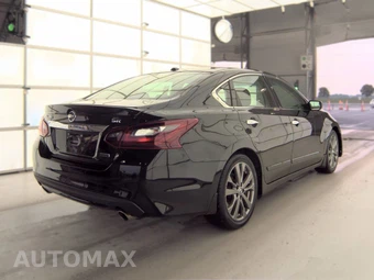 2018 Nissan Altima 2.5 SR - miniatura 5
