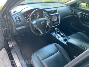 2018 Nissan Altima 2.5 SR - miniatura 16