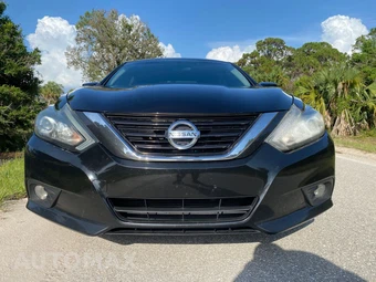 2018 Nissan Altima 2.5 SR - miniatura 3