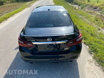 2018 Nissan Altima 2.5 SR - miniatura 7