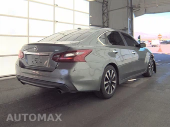 2018 Nissan Altima 2.5 SV – miniatura 4