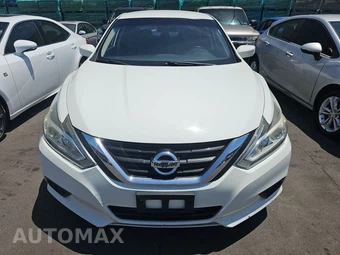 2018 Nissan Altima 2.5 SV – miniatura 2