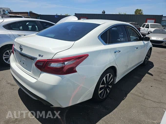 2018 Nissan Altima 2.5 SV – miniatura 4