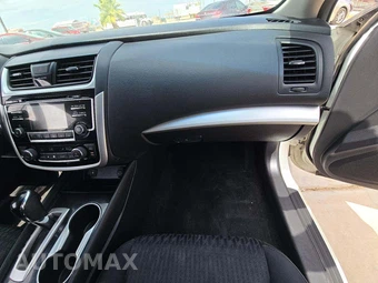 2018 Nissan Altima 2.5 SV – miniatura 16