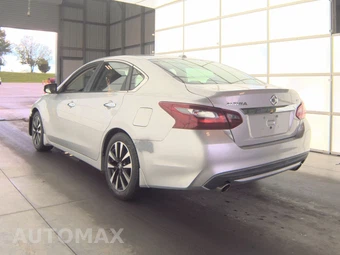 2018 Nissan Altima 2.5 SV – miniatura 6