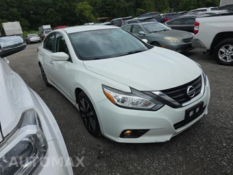 2018 Nissan Altima 2.5 SV - miniatura 3