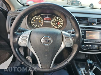 2018 Nissan Altima 2.5 SV – miniatura 10