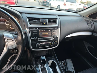 2018 Nissan Altima 2.5 SV – miniatura 11