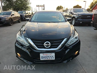 2018 Nissan Altima 2.5 SV – miniatura 2