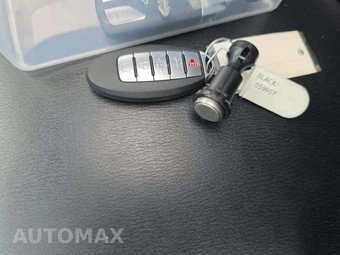 2018 Nissan Armada Platinum – miniatura 8