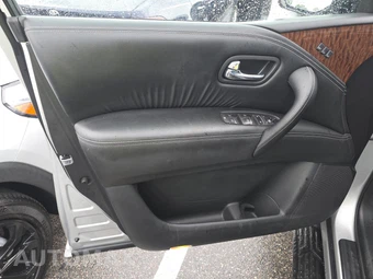 2018 Nissan Armada SL – miniatura 9