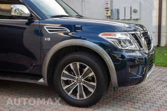 2018 Nissan Armada SL - miniatura 11