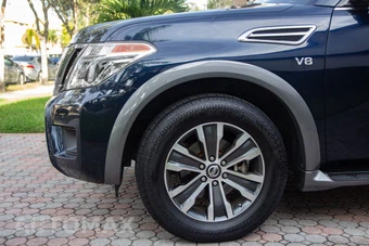 2018 Nissan Armada SL - miniatura 12
