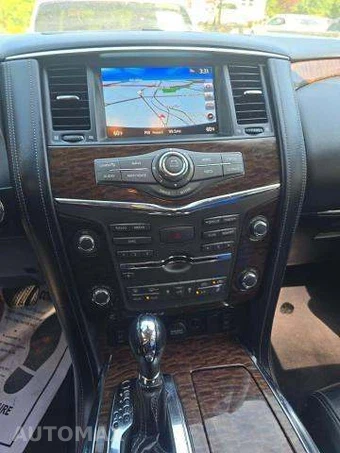 2018 Nissan Armada SL – miniatura 10