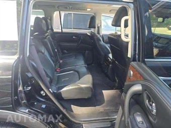 2018 Nissan Armada SL – miniatura 17