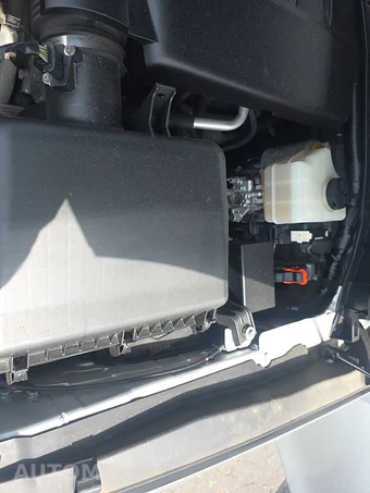 2018 Nissan Armada SV – miniatura 35