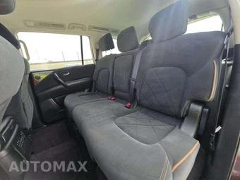 2018 Nissan Armada SV – miniatura 10