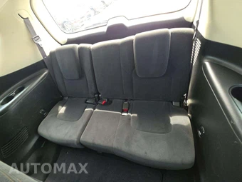 2018 Nissan Armada SV – miniatura 11