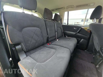 2018 Nissan Armada SV – miniatura 14