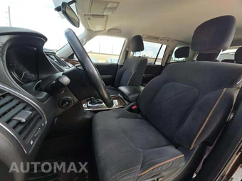 2018 Nissan Armada SV – miniatura 3