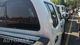 2018 Nissan Frontier PRO-4X Crew Cab Medium Bed – miniatura 32