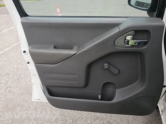 2018 Nissan Frontier S Crew Cab Medium Bed – miniatura 9