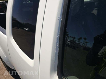 2018 Nissan Frontier S Extended Cab Medium Bed – miniatura 38