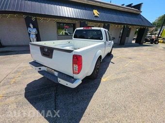 2018 Nissan Frontier S Extended Cab Medium Bed – miniatura 3