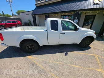2018 Nissan Frontier S Extended Cab Medium Bed – miniatura 4
