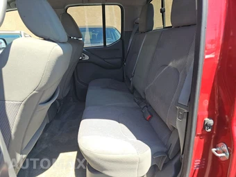 2018 Nissan Frontier SV Crew Cab Medium Bed – miniatura 13