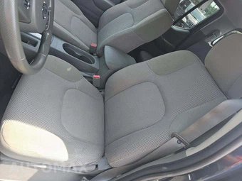 2018 Nissan Frontier SV Crew Cab Medium Bed – miniatura 3
