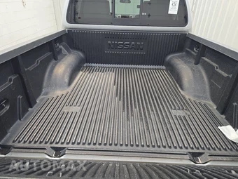 2018 Nissan Frontier SV Crew Cab Medium Bed – miniatura 16