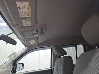 2018 Nissan Frontier SV Crew Cab Medium Bed – miniatura 17