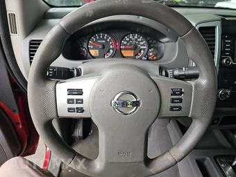 2018 Nissan Frontier SV Crew Cab Medium Bed – miniatura 10