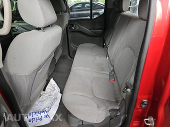 2018 Nissan Frontier SV Crew Cab Medium Bed – miniatura 13