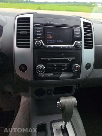 2018 Nissan Frontier SV Crew Cab Medium Bed – miniatura 19