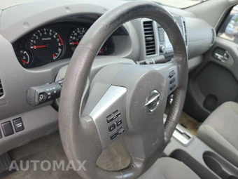 2018 Nissan Frontier SV Crew Cab Medium Bed - miniatura 10