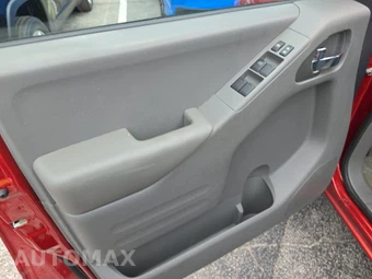 2018 Nissan Frontier SV Crew Cab Medium Bed - miniatura 9