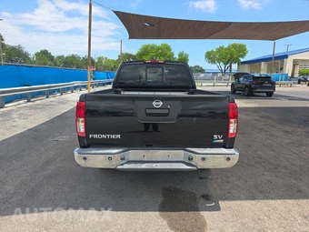 2018 Nissan Frontier SV Crew Cab Medium Bed – miniatura 5