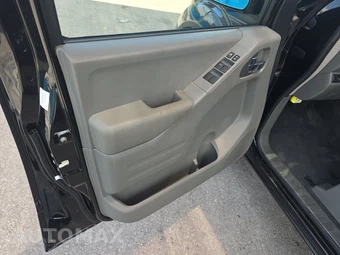 2018 Nissan Frontier SV Crew Cab Medium Bed – miniatura 9