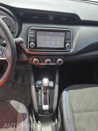 2018 Nissan Kicks S – miniatura 11